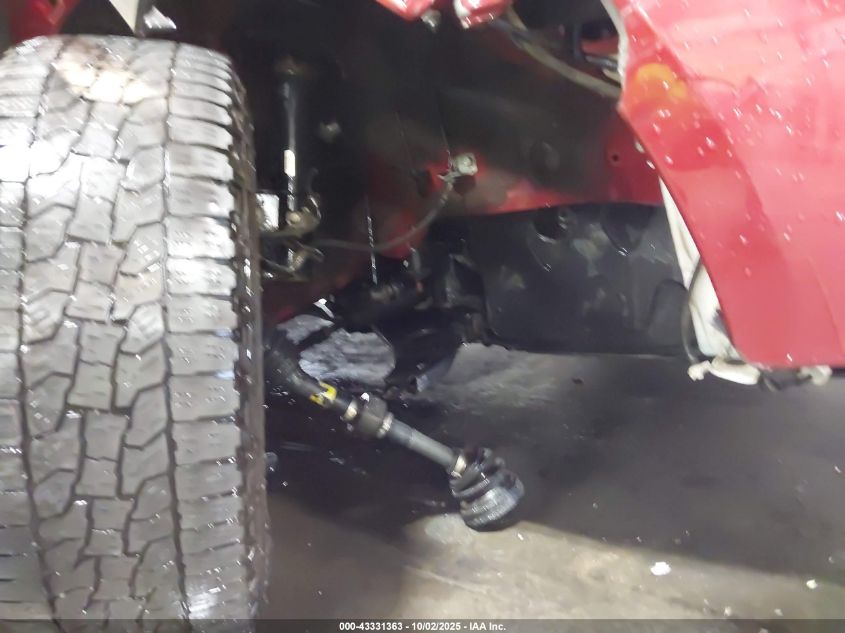 2018 Hyundai Santa Fe Sport 2.4L VIN: 5XYZUDLBXJG504664 Lot: 43331363