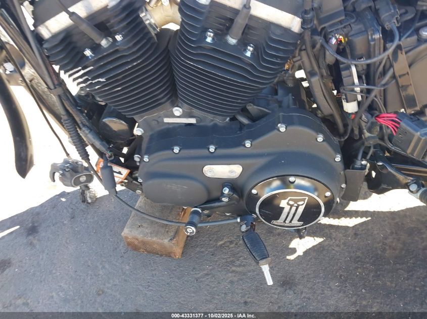 2014 Harley-Davidson Xl883 Iron 883 VIN: 1HD4LE213EC411800 Lot: 43331377