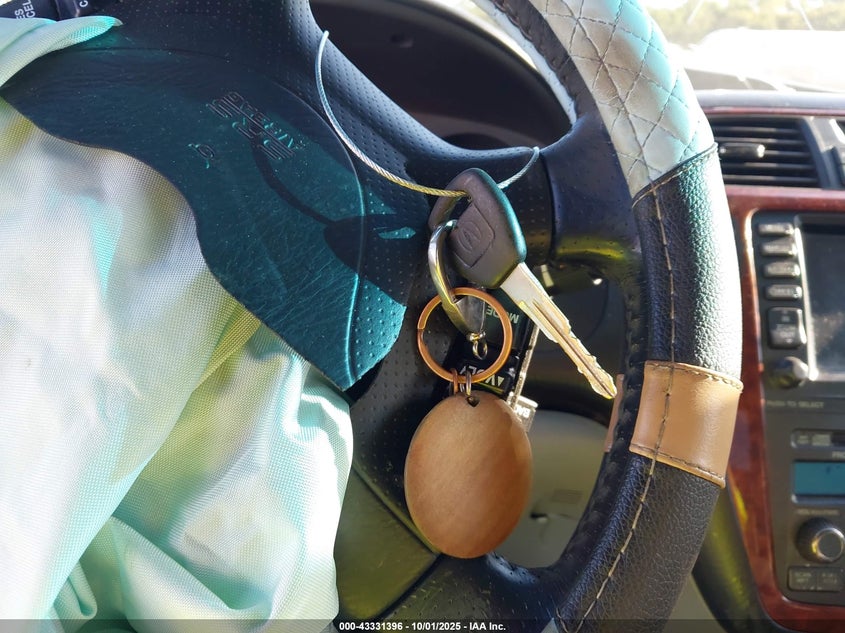 2004 Acura Mdx VIN: 2HNYD18964H555501 Lot: 43331396