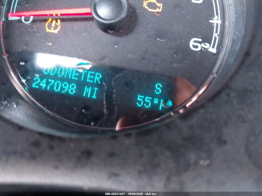 2010 Chevrolet Suburban 1500 Lt1 VIN: 1GNUKJE30AR225673 Lot: 43331437