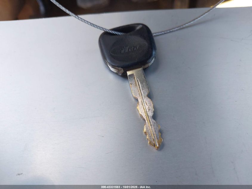 1996 Ford F250 VIN: 1FTHX25F3TEA21858 Lot: 43331583