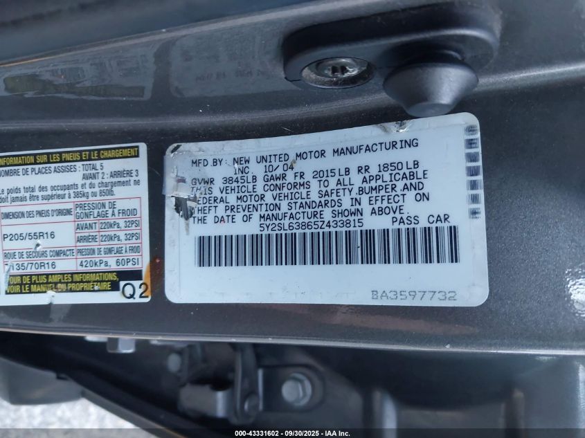 2005 Pontiac Vibe VIN: 5Y2SL63865Z433815 Lot: 43331602