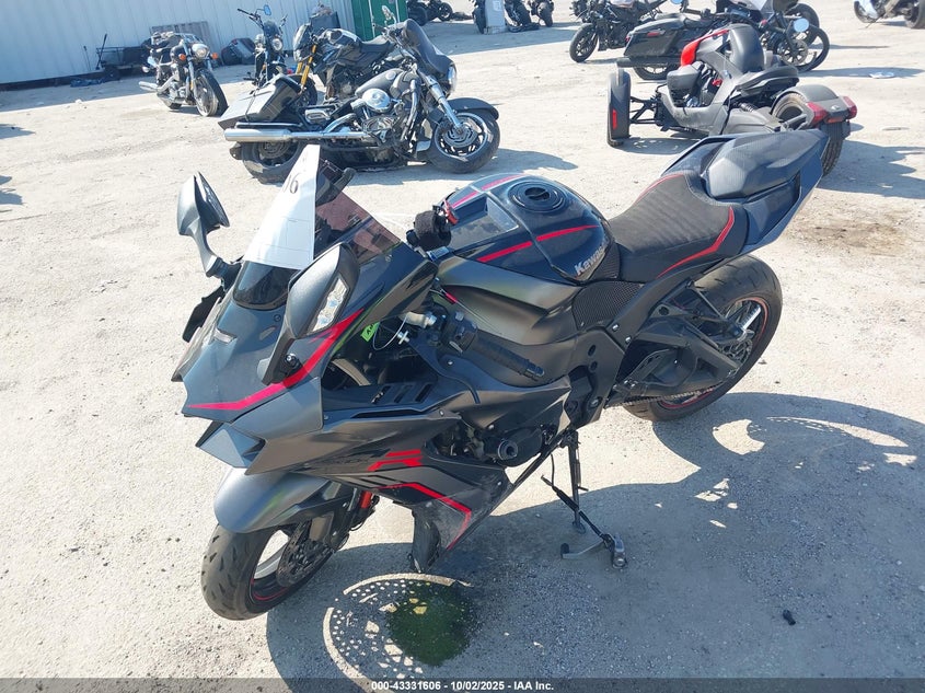 JKBZXVM11NA002186 2022 KAWASAKI ZX photo no. 2