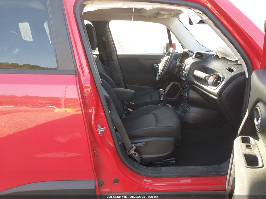 2016 JEEP RENEGADE LATITUDE - ZACCJBBT6GPD00319