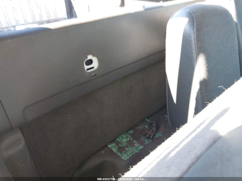 2004 Chevrolet Silverado 1500 Work Truck VIN: 1GCEC14X64Z353483 Lot: 43331788