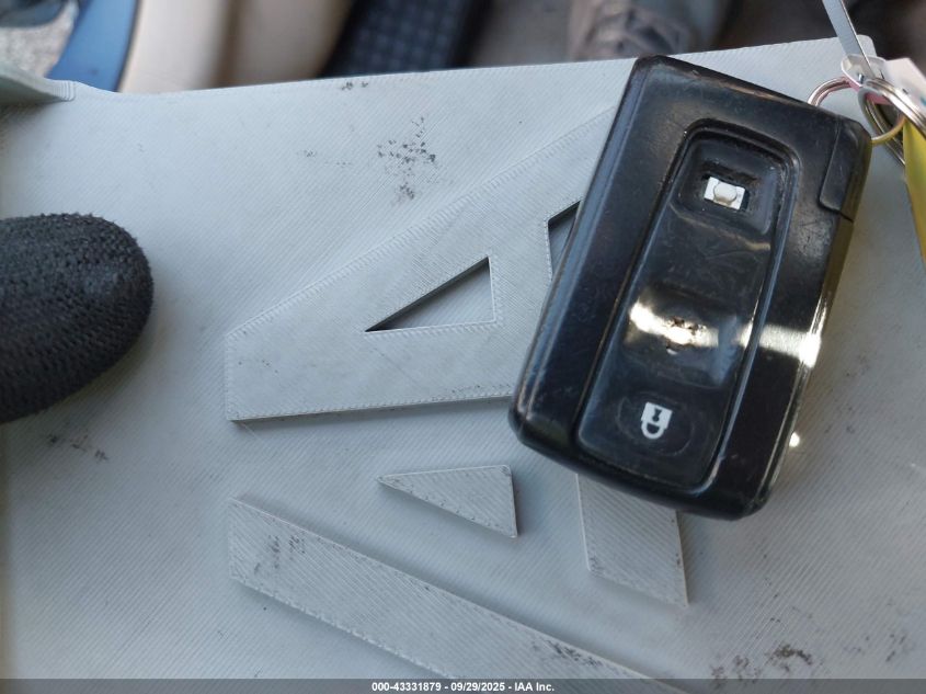 2005 Toyota Prius VIN: JTDKB20U553025130 Lot: 43331879