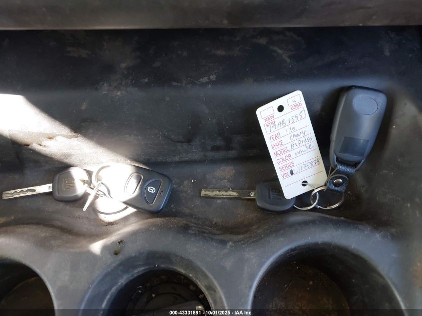 2020 Chevrolet Express Cargo Rwd 2500 Regular Wheelbase Wt VIN: 1GCWGAFGXL1175838 Lot: 43331891