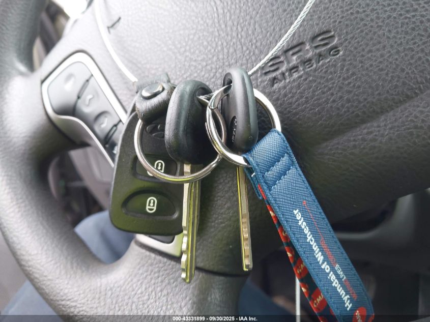 2011 Hyundai Santa Fe Gls VIN: 5XYZGDAB5BG070827 Lot: 43331899