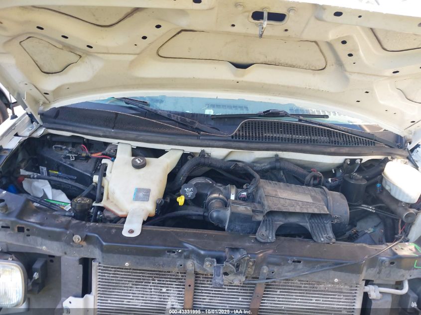 2008 Chevrolet Express Cutaway VIN: 1GBHG31C381109989 Lot: 43331995