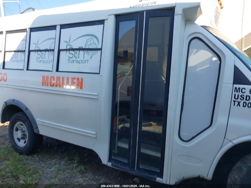 2008 Chevrolet Express Cutaway VIN: 1GBHG31C381109989 Lot: 43331995