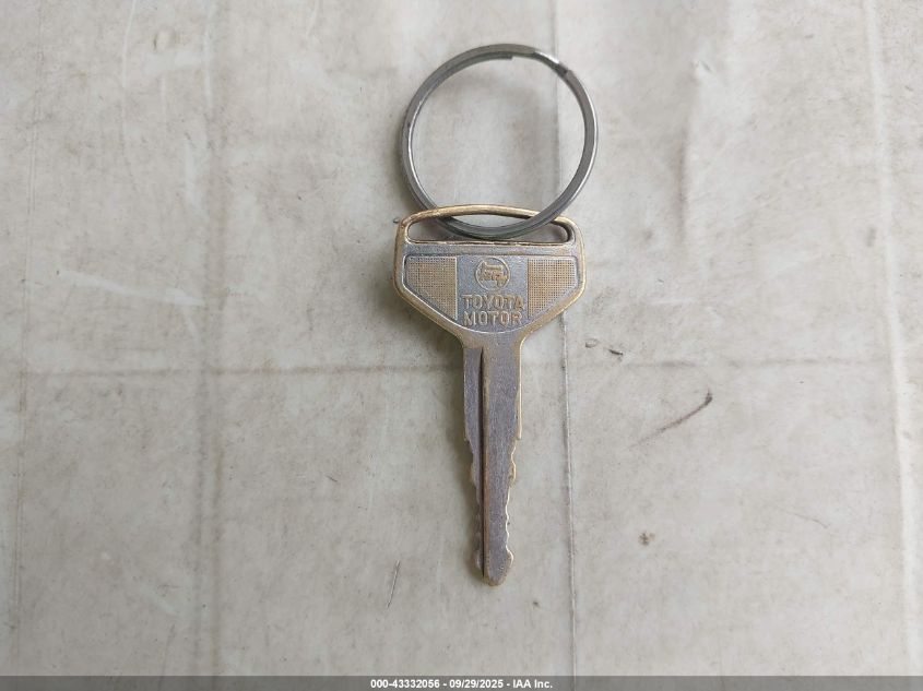 1984 Toyota Pickup 3/4 Ton Long Bed Rn55 VIN: JT4RN55E6E0005110 Lot: 43332056