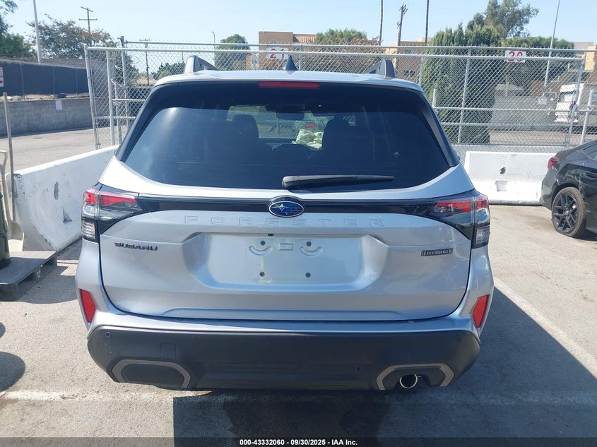 2025 SUBARU FORESTER HYBRID LIMITED - JF2SLSRD5SH409165