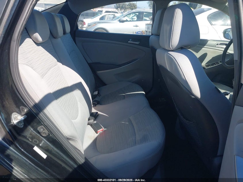 2015 Hyundai Accent Gls VIN: KMHCT4AE8FU936287 Lot: 43332101