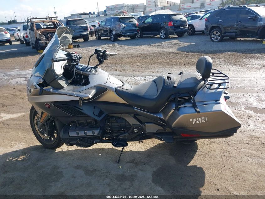2018 Honda Gl1800 B VIN: JH2SC7940JK000401 Lot: 43332103