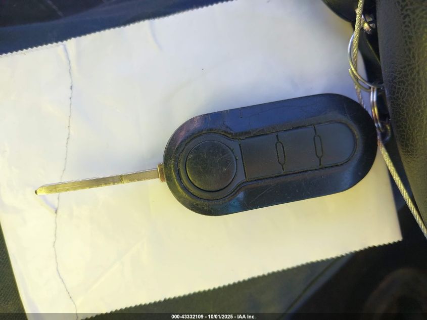 2017 Ram Promaster 1500 Low Roof 136 Wb VIN: 3C6TRVAGXHE500382 Lot: 43332109