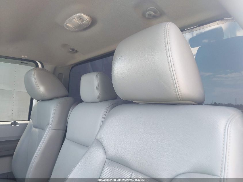 2011 Ford F-450 Chassis Xl VIN: 1FDUF4GT8BEB90588 Lot: 43332188