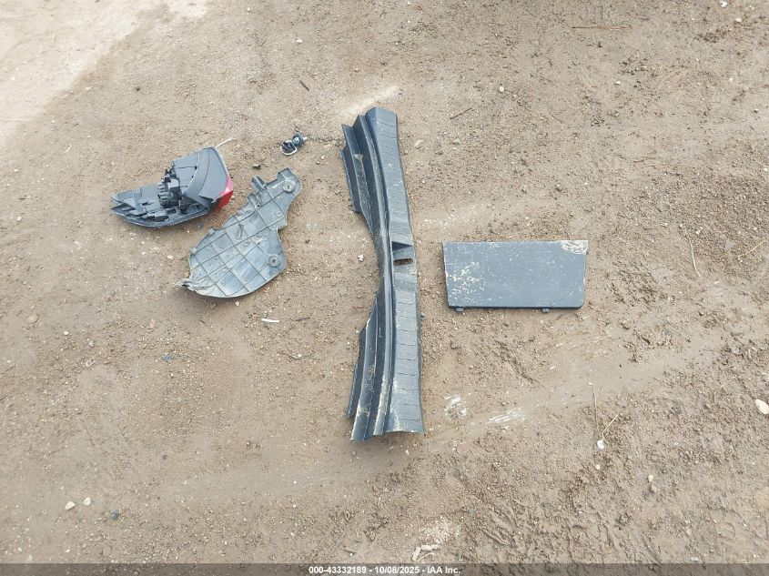 2021 Toyota Rav4 Xle VIN: 2T3W1RFV2MW134220 Lot: 43332189