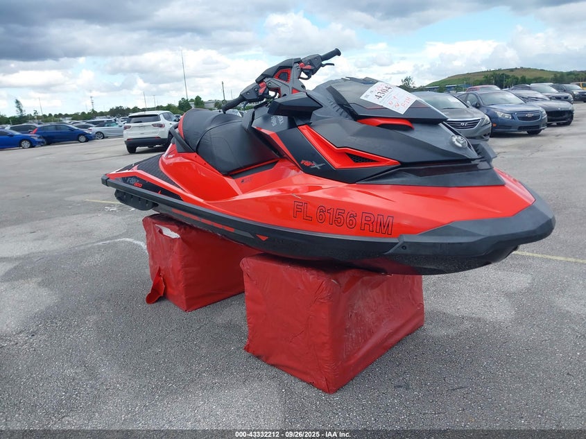 2017 Seadoo Rxp-300 red null null YDV22844B717 photo #1