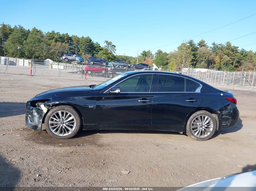 2018 INFINITI Q50 3.0T LUXE - JN1EV7AR5JM440760