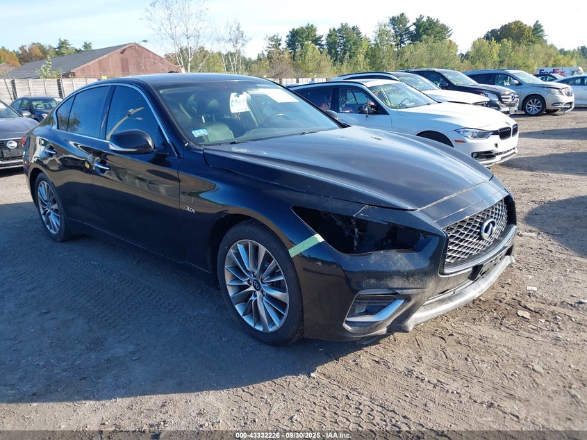 2018 INFINITI Q50 3.0T LUXE - JN1EV7AR5JM440760