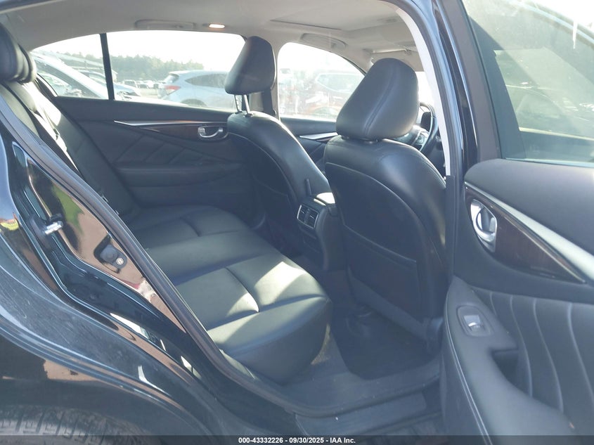 2018 INFINITI Q50 3.0T LUXE - JN1EV7AR5JM440760