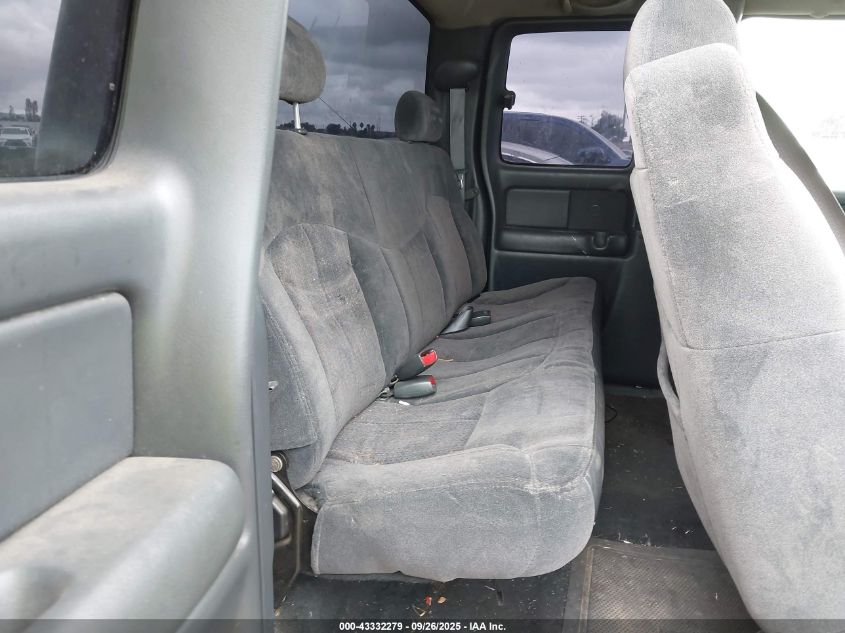 2000 Chevrolet Silverado 1500 Ls VIN: 1GCEC19T8YZ329018 Lot: 43332279