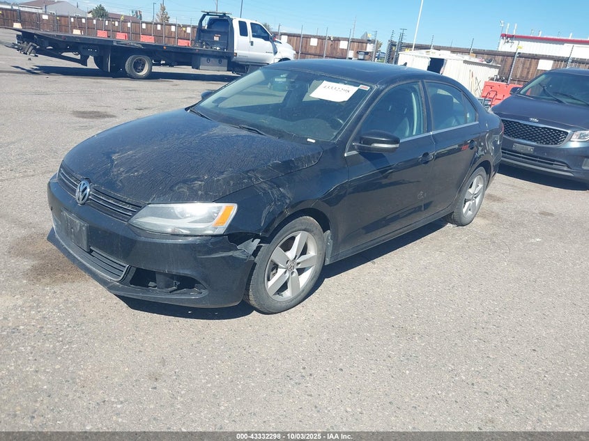 2013 VOLKSWAGEN JETTA 2.0L TDI - 3VWLL7AJ2DM435672