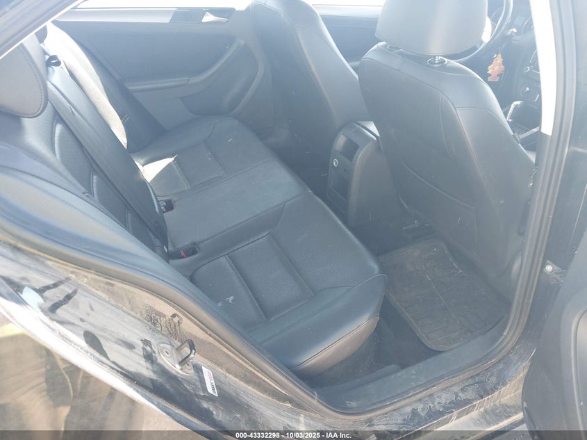 2013 VOLKSWAGEN JETTA 2.0L TDI - 3VWLL7AJ2DM435672