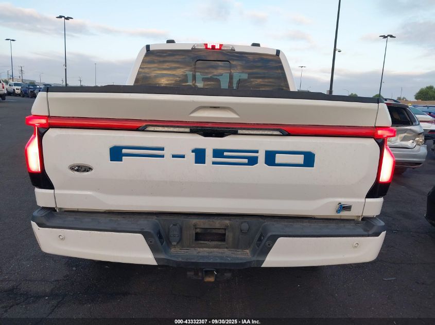 2022 Ford F-150 Lightning Lariat VIN: 1FT6W1EV7NWG05527 Lot: 43332307