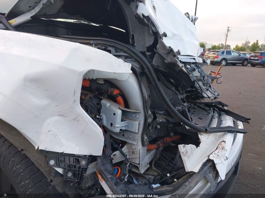 2022 Ford F-150 Lightning Lariat VIN: 1FT6W1EV7NWG05527 Lot: 43332307