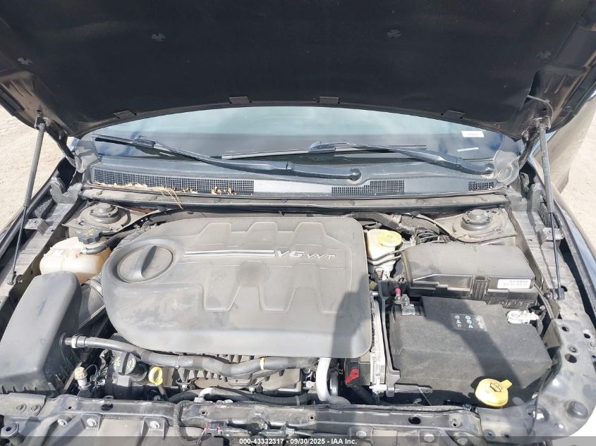 2015 Chrysler 200 C VIN: 1C3CCCEG6FN524832 Lot: 43332317