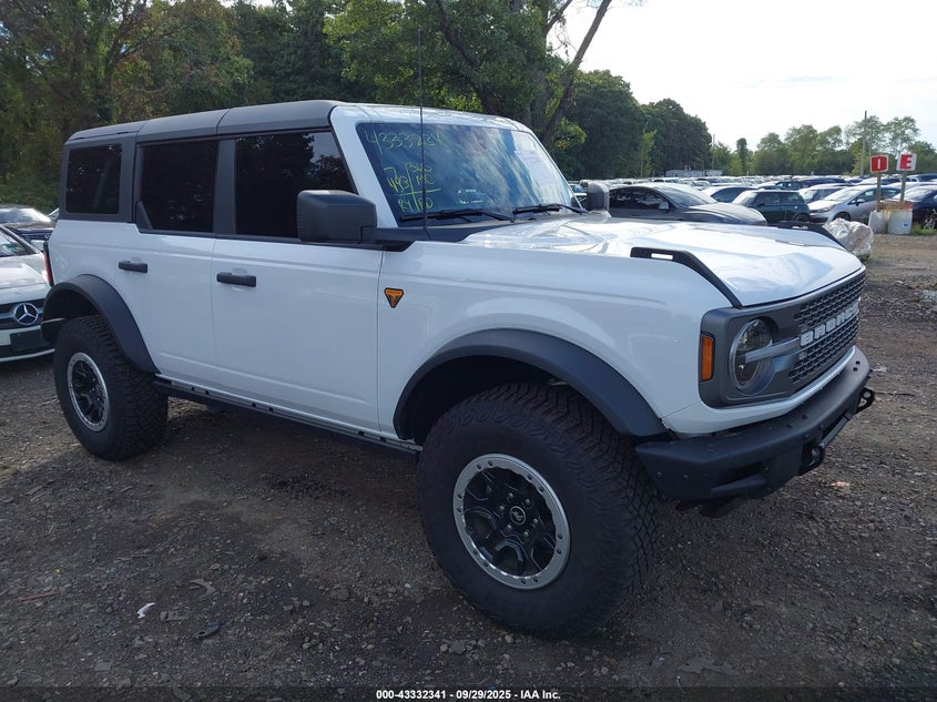 FORD BRONCO BADLANDS