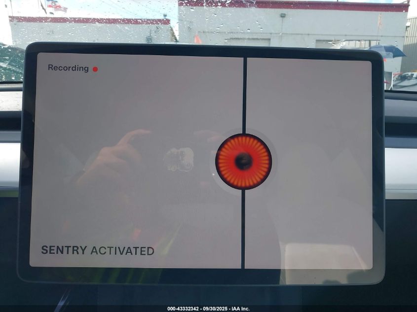 2025 Tesla Model Y Long Range Dual Motor All-Wheel Drive VIN: 7SAYGDEE8SF295138 Lot: 43332342