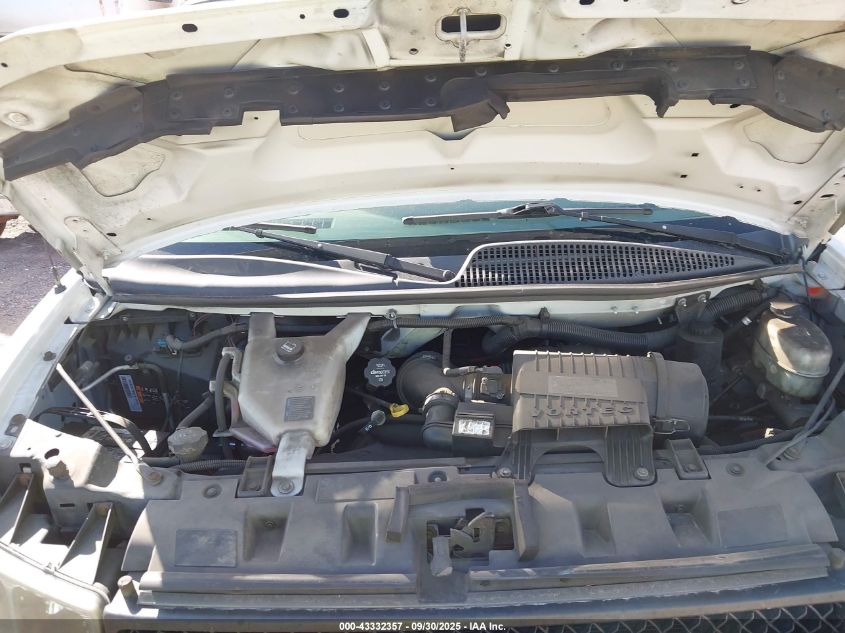 2017 Chevrolet Express Cutaway Work Van VIN: 1GB0GRFGXH1235147 Lot: 43332357