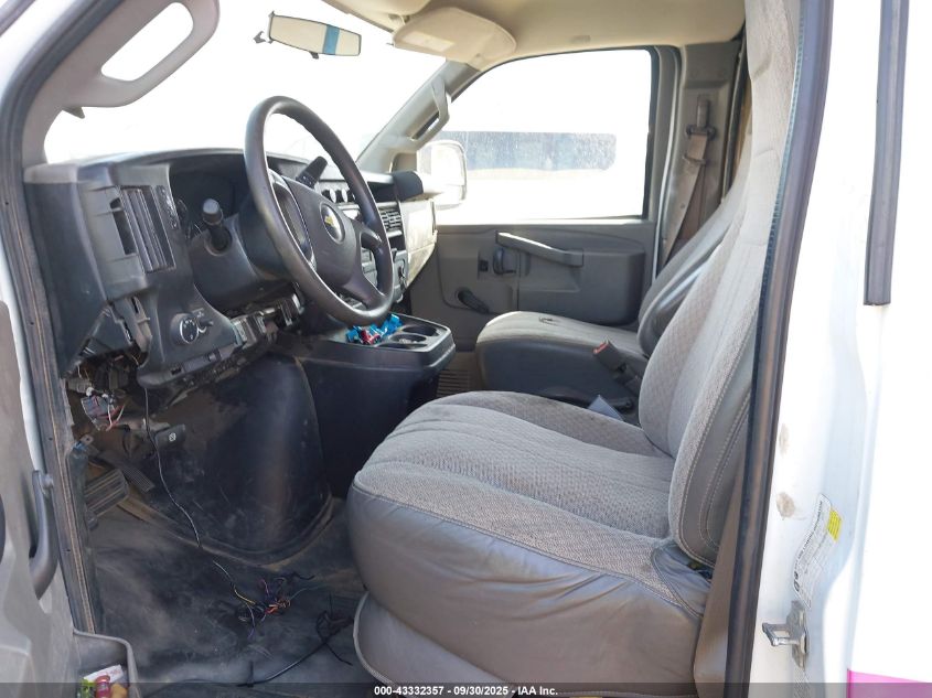 2017 Chevrolet Express Cutaway Work Van VIN: 1GB0GRFGXH1235147 Lot: 43332357