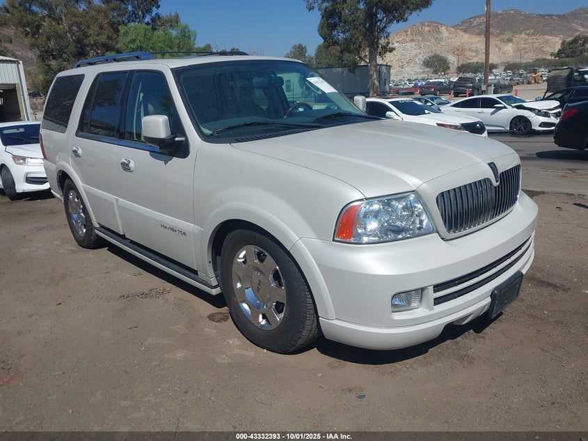 2005 Lincoln Navigator