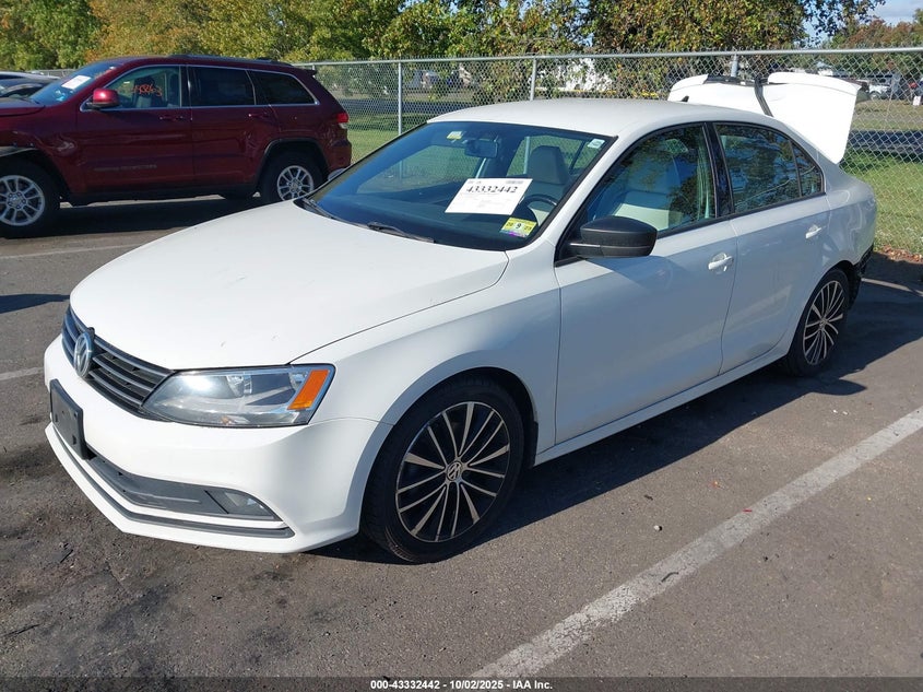 2016 VOLKSWAGEN JETTA 1.8T SPORT - 3VWD17AJ4GM403434