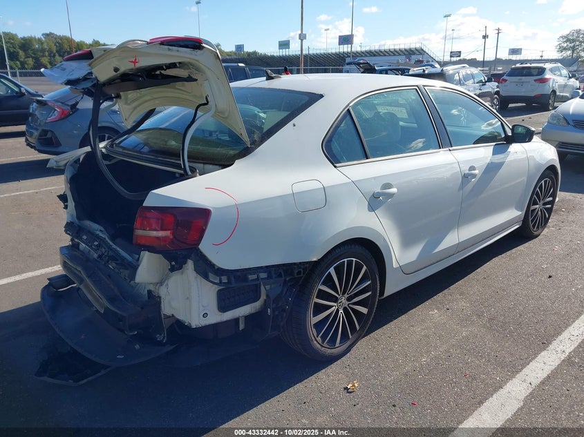 2016 VOLKSWAGEN JETTA 1.8T SPORT - 3VWD17AJ4GM403434