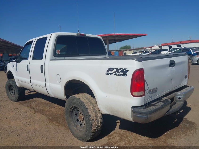 3FTNW21S2YMA77672 2000 FORD F250 photo no. 3
