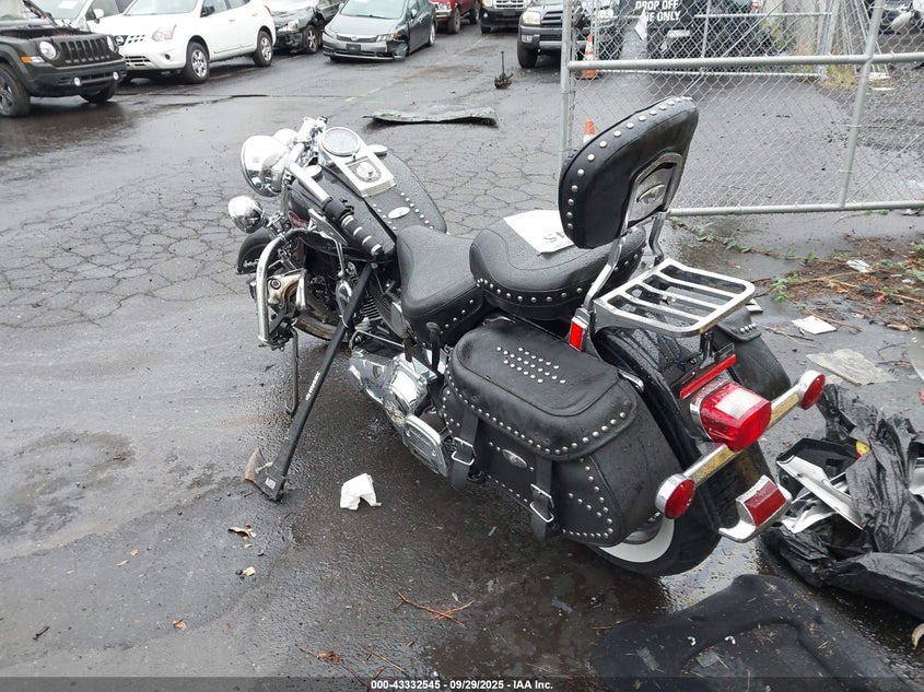 1HD1BWB195Y017975 2005 HARLEY-DAVIDSON SOFTAIL photo no. 3