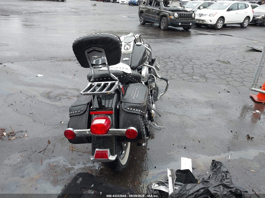 2005 Harley-Davidson Flstci VIN: 1HD1BWB195Y017975 Lot: 43332545