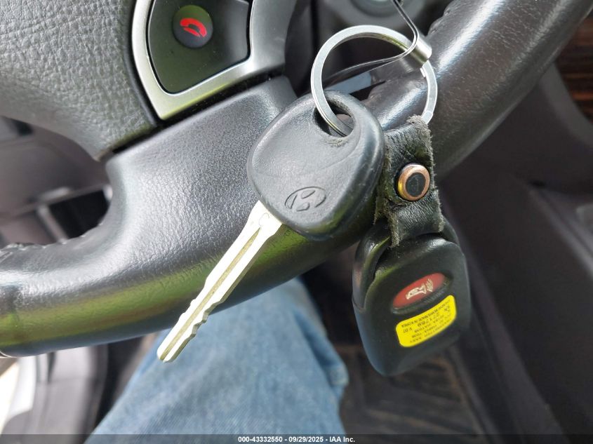 2011 Hyundai Santa Fe Limited V6 VIN: 5XYZKDAG1BG052822 Lot: 43332550