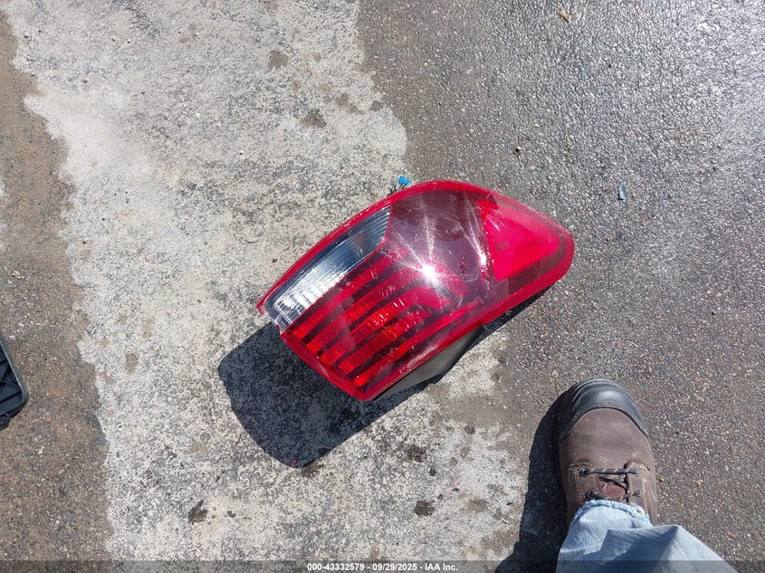 2019 Kia Sorento 2.4L L VIN: 5XYPG4A35KG471200 Lot: 43332579