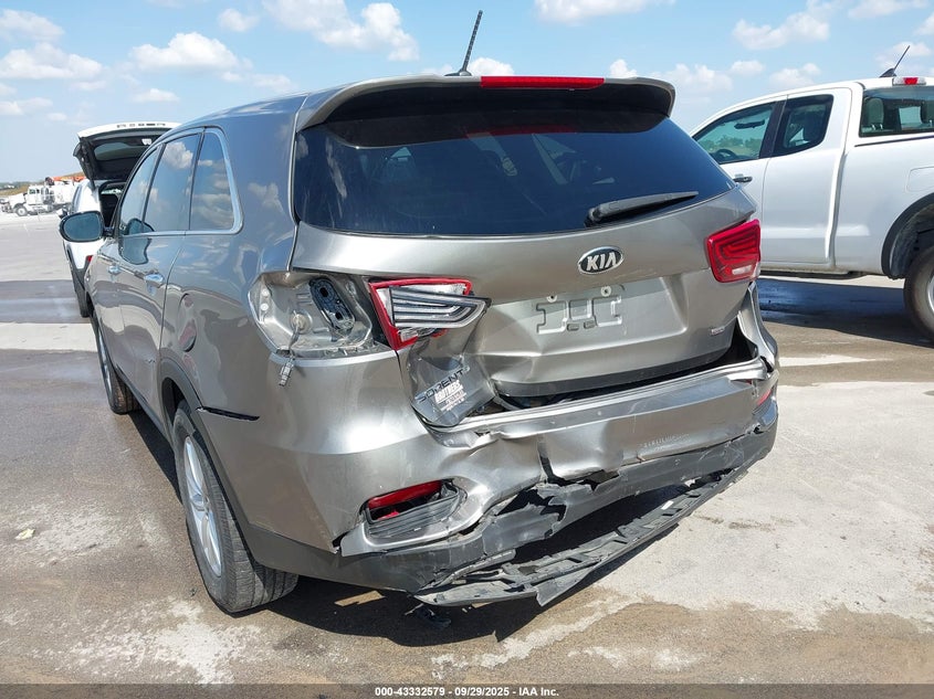 2019 Kia Sorento 2.4L L VIN: 5XYPG4A35KG471200 Lot: 43332579