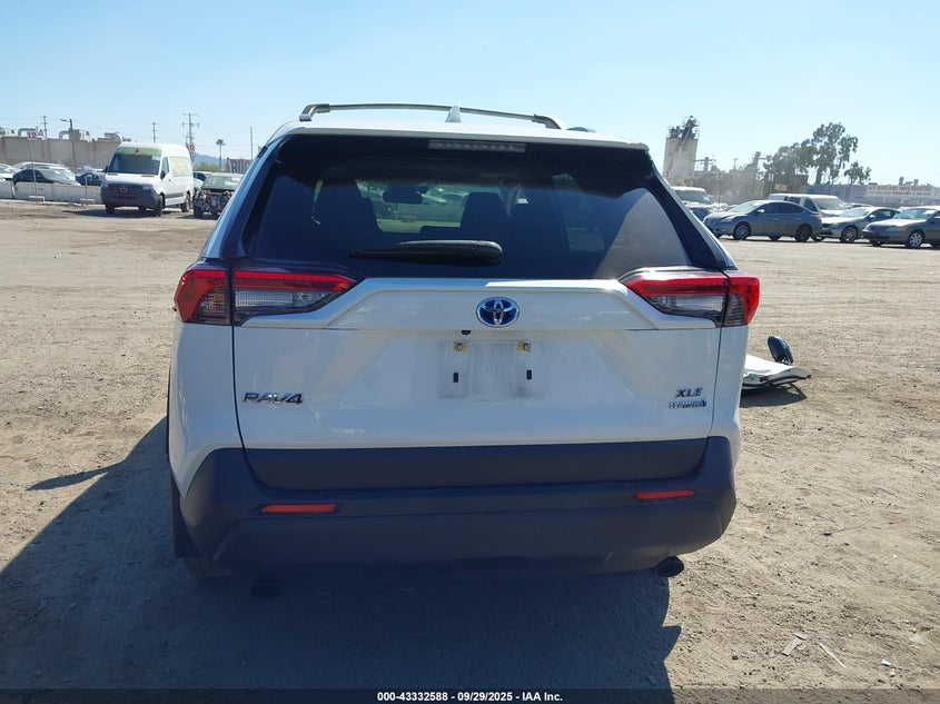 2024 Toyota Rav4 Hybrid Xle VIN: JTMRWRFV5RD233651 Lot: 43332588