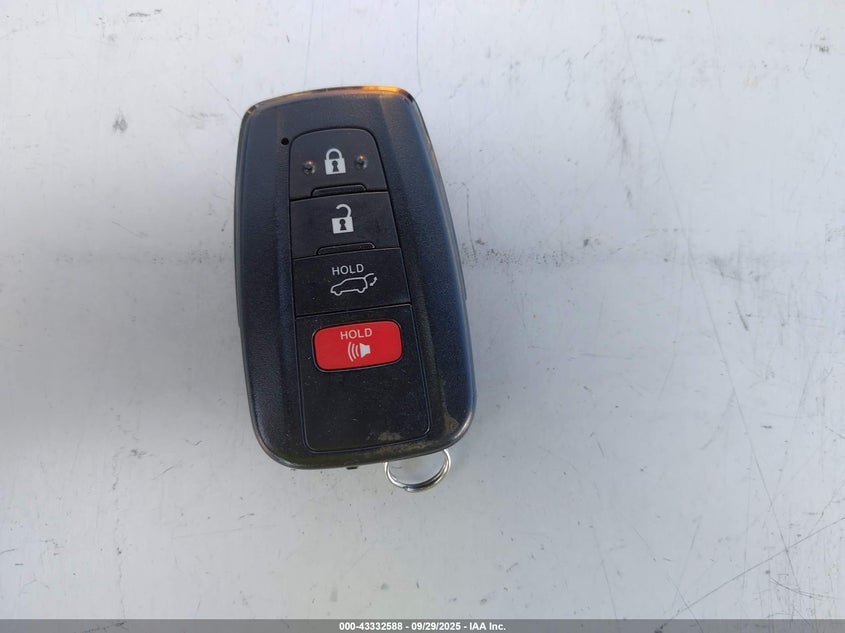 2024 Toyota Rav4 Hybrid Xle VIN: JTMRWRFV5RD233651 Lot: 43332588