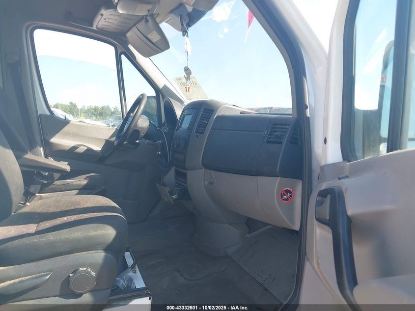 2017 MERCEDES-BENZ SPRINTER 2500 STANDARD ROOF V6 - WD3PE7CD5HP393899