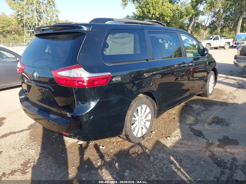 5TDDK3DC8FS113329 2015 TOYOTA SIENNA photo no. 4