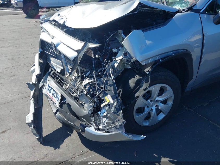 2019 TOYOTA RAV4 LE - 2T3H1RFV2KW026170