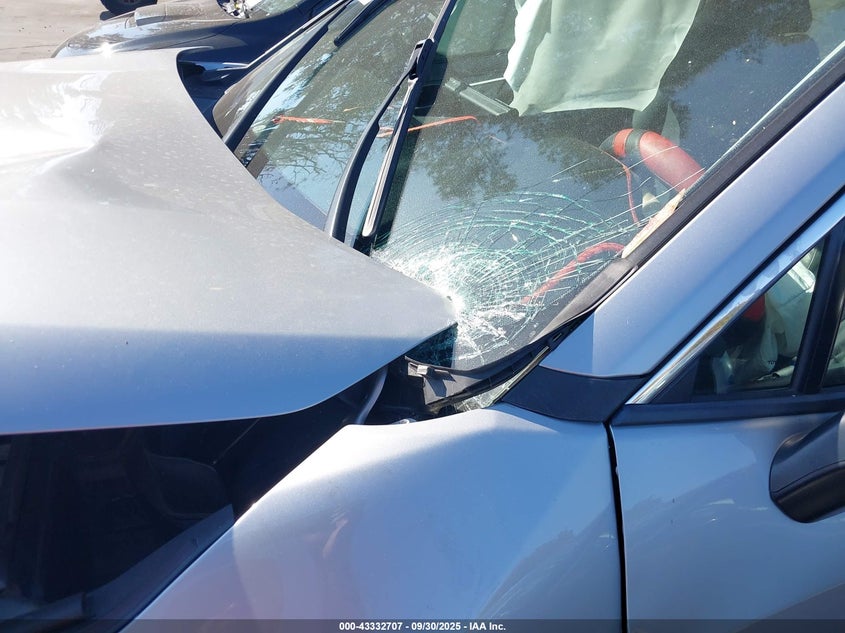 2019 TOYOTA RAV4 LE - 2T3H1RFV2KW026170